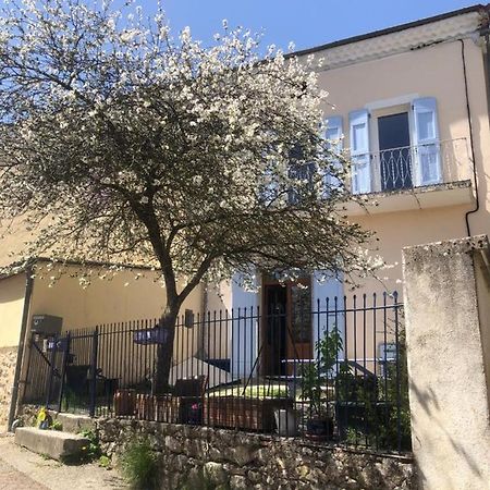 Gite Des Nals Montmaur-en-Diois ภายนอก รูปภาพ
